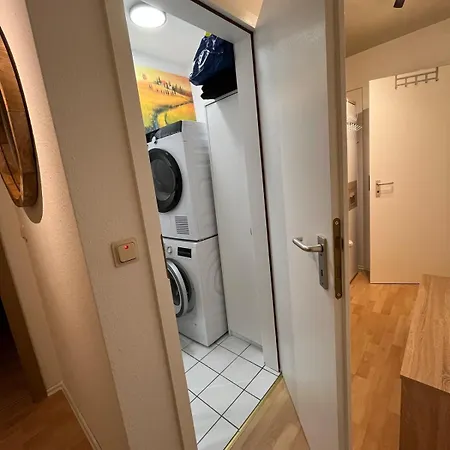 Apartamento Mit Küche Balkon Parkplatz In Der Nähe Von Heidelberg Dossenheim