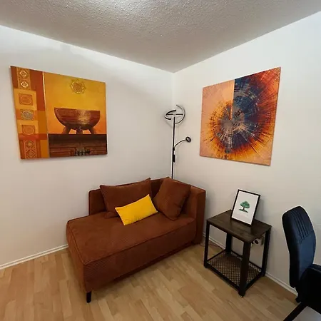 Apartamento Mit Küche Balkon Parkplatz In Der Nähe Von Heidelberg